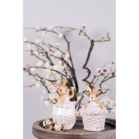 Nyuszi figura tojásban, virágokkal - 13 cm - Raktáron